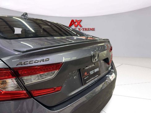 Used 2019 Honda Accord Sport image 16