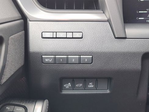 Used 2024 Lexus GX 550 w/ Accessory Package (Z1) AWD/4WD image 22