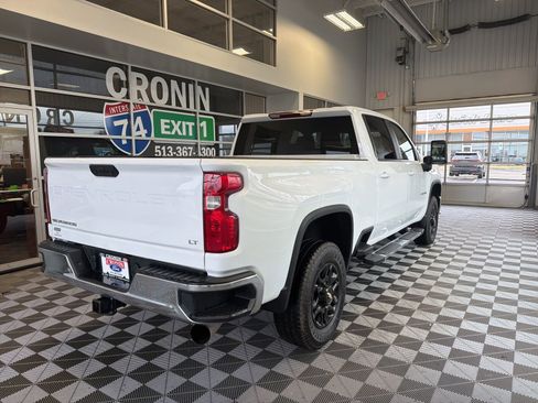 Used 2025 Chevrolet Silverado 2500 LT image 6