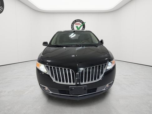 Used 2015 Lincoln MKX FWD w/ Equipment Group 101A image 8