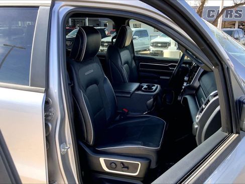 Used 2023 RAM 1500 Laramie image 9