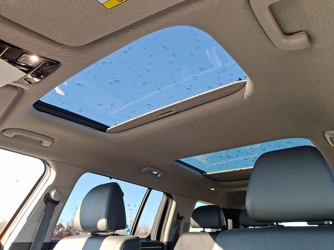 Used 2024 Hyundai Santa Fe Limited image 14