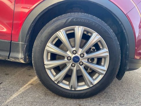 Used 2017 Ford Escape Titanium AWD/4WD image 4