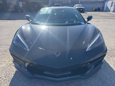 Used 2021 Chevrolet Corvette Stingray Premium Cpe w/ Z51 Performance Package image 2