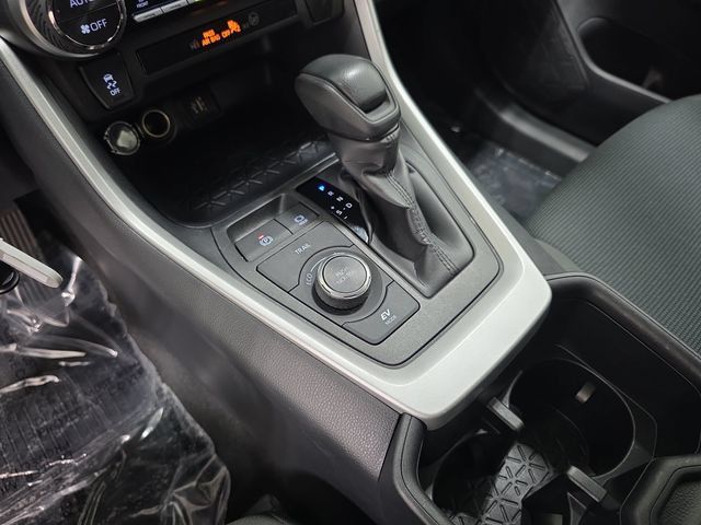 Certified 2025 Toyota RAV4 LE AWD/4WD image 22