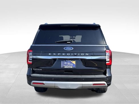 Certified 2022 Ford Expedition Platinum image 8