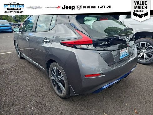 Used 2022 Nissan Leaf SV FWD image 4