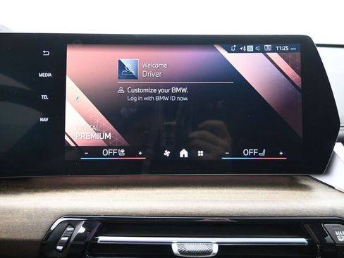 New 2026 BMW X1 xDrive28i w/ Technology Package AWD/4WD image 17