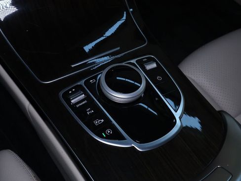 Used 2021 Mercedes-Benz C 300 4MATIC Sedan w/ Premium Package image 35