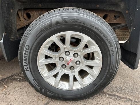 Used 2017 GMC Sierra 1500 SLE image 17