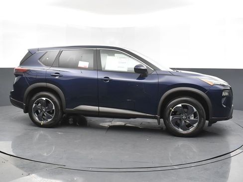 New 2026 Nissan Rogue SV w/ SV Premium Package image 4