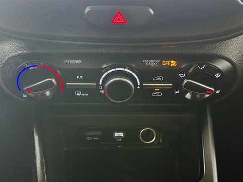 Used 2023 Kia Soul LX w/ Option Group 015 image 18