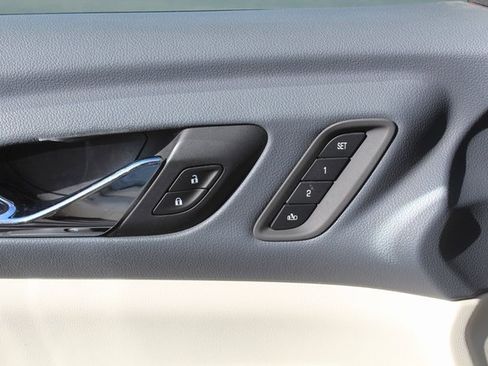 Used 2021 GMC Acadia Denali w/ Denali Technology Package image 44