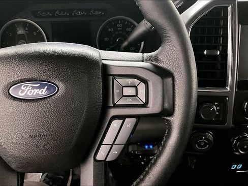 Used 2016 Ford F150 XLT w/ Equipment Group 302A Luxury AWD/4WD image 13