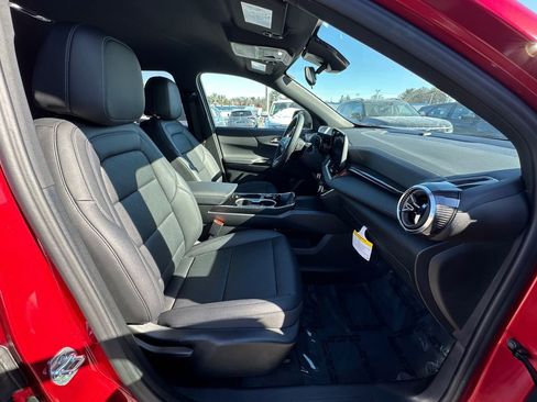 New 2026 Chevrolet Equinox LT w/ Convenience Package II image 23