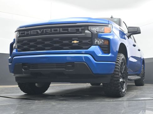 Used 2022 Chevrolet Silverado 1500 Custom AWD/4WD image 24