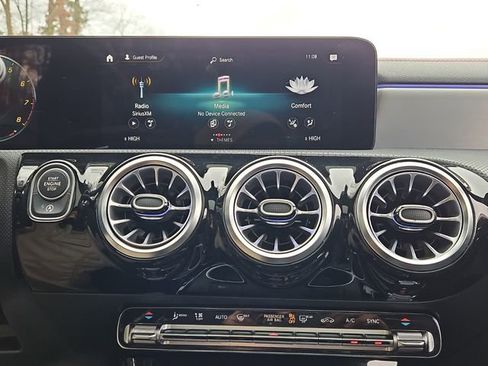 Used 2023 Mercedes-Benz CLA 250 CLA 250 w/ AMG Line image 17