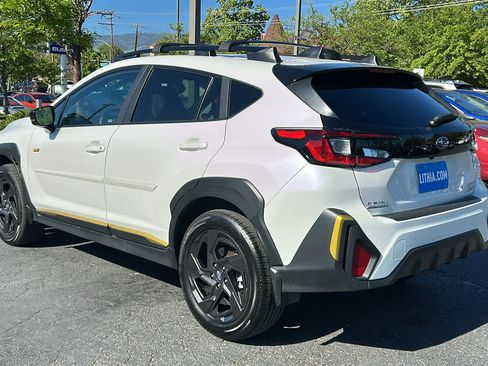 Used 2025 Subaru Crosstrek 2.5i Sport AWD/4WD image 8