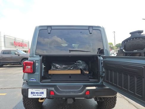 New 2025 Jeep Wrangler Unlimited Rubicon 392 image 11