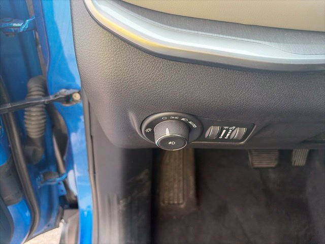 Used 2025 Jeep Compass Limited AWD/4WD image 19
