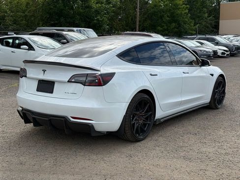 Used 2022 Tesla Model 3 Long Range AWD/4WD image 4