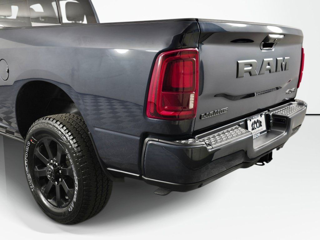 New 2026 RAM 2500 Laramie AWD/4WD image 13