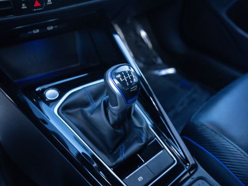 Used 2023 Volkswagen Golf 20th Anniversary Edition image 12