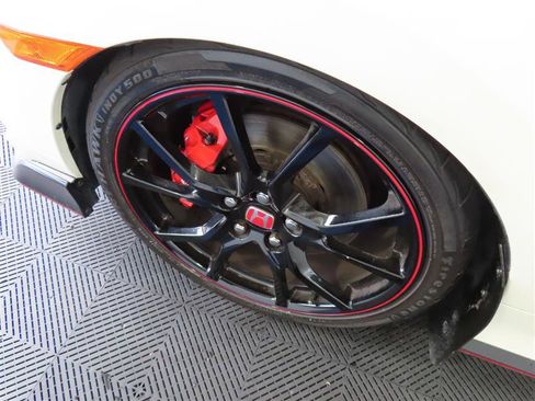 Used 2020 Honda Civic Type R image 6