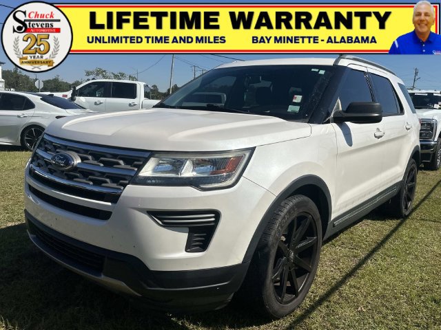 Used 2018 Ford Explorer XLT FWD image 1