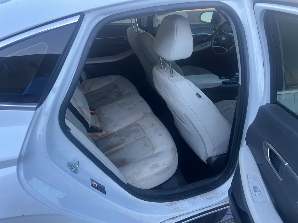 Used 2022 Hyundai Sonata SEL w/ Cargo Package FWD image 2