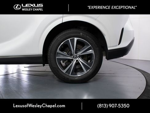 Used 2025 Lexus RX 350 FWD w/ Technology Package image 11
