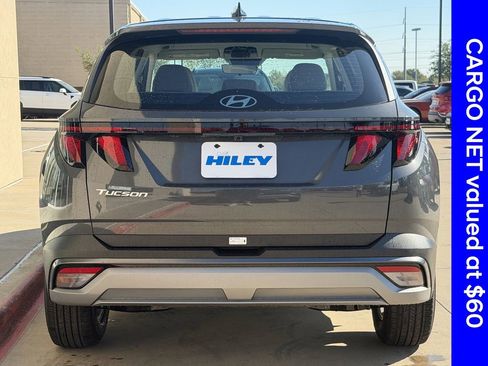New 2026 Hyundai Tucson SE image 6