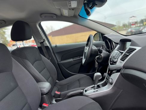 Used 2016 Chevrolet Cruze LT FWD image 42