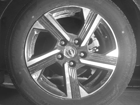 Used 2025 Nissan Sentra SV FWD image 17