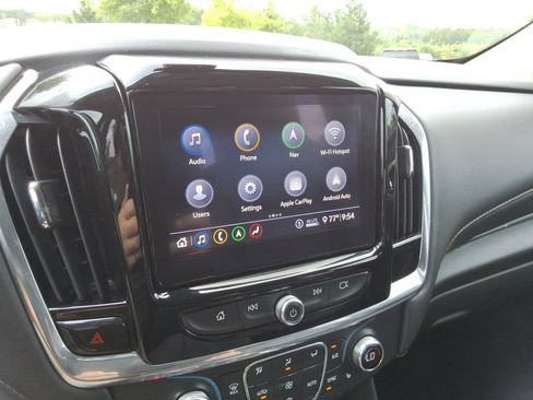 Certified 2020 Chevrolet Traverse LT w/ LT Premium Package FWD image 30