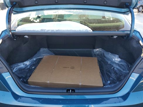 New 2026 Toyota Camry XLE image 9