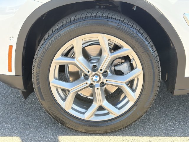 Certified 2024 BMW X3 sDrive30i w/ Premium Package RWD image 10