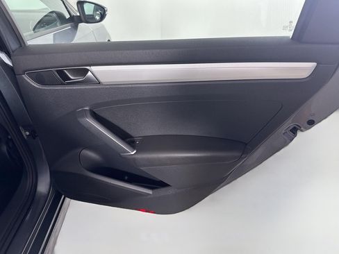 Used 2018 Volkswagen Passat 2.0T S w/ Driver Assistance Package image 27