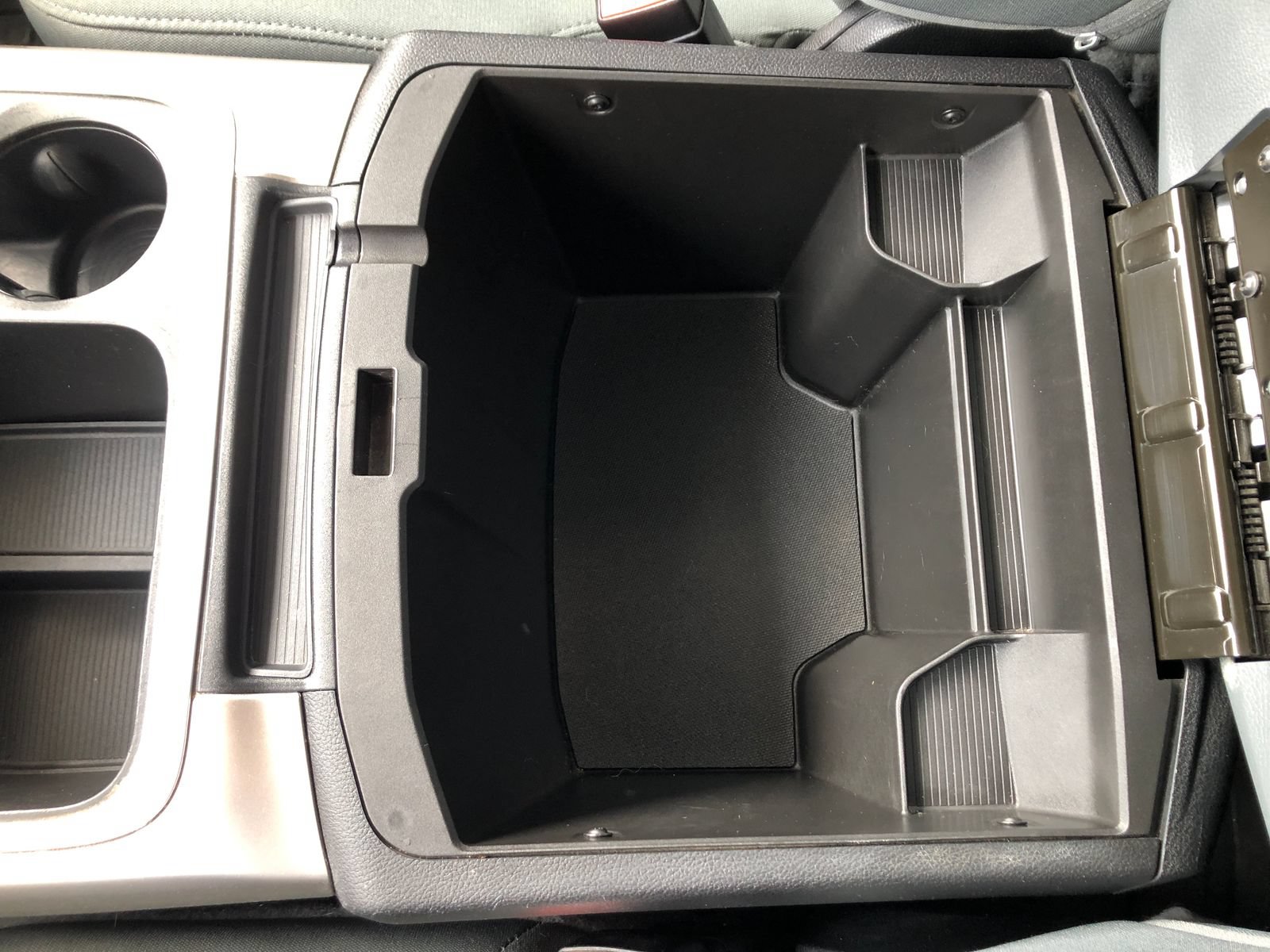 Used 2016 RAM 1500 Outdoorsman AWD/4WD image 24