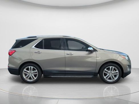 Used 2018 Chevrolet Equinox Premier FWD image 4