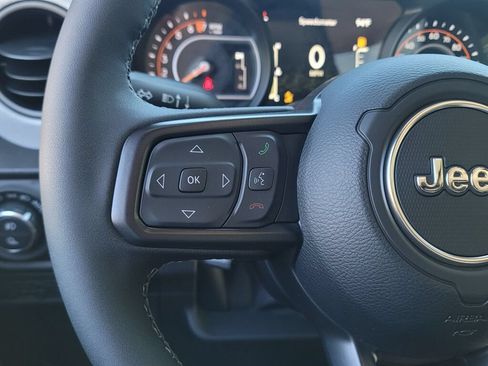 New 2026 Jeep Gladiator Sport AWD/4WD image 30