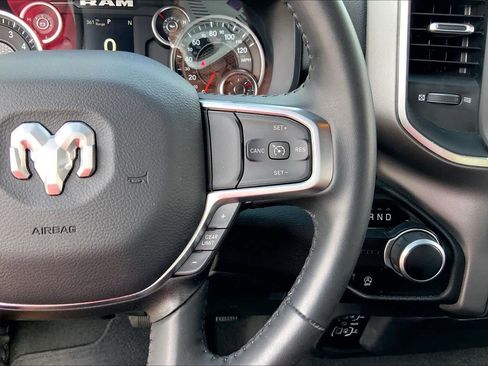 Used 2024 RAM 1500 Lone Star image 23