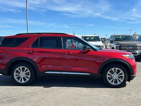 Certified 2024 Ford Explorer XLT w/ Equipment Group 202A AWD/4WD image 2