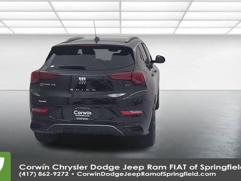 Used 2024 Buick Encore GX Sport Touring image 13