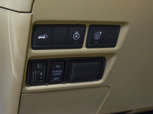 Used 2018 INFINITI QX80 2WD w/ Driver Assistance Package image 21