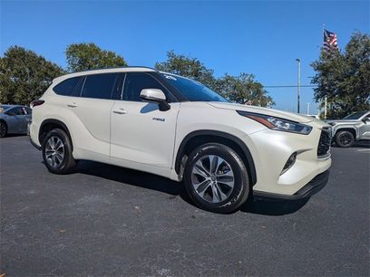 Used 2020 Toyota Highlander XLE
