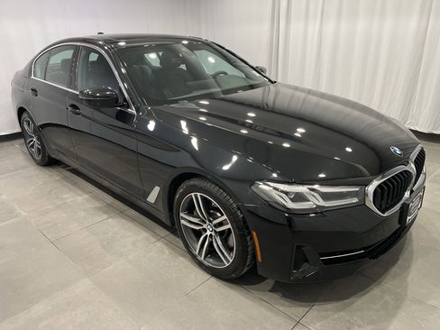 Certified 2023 BMW 530i xDrive 530i xDrive w/ Convenience Package image 3
