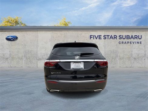 Used 2024 Buick Enclave Premium image 7