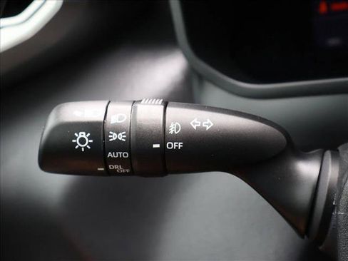 Used 2025 Toyota Tundra Platinum AWD/4WD image 15
