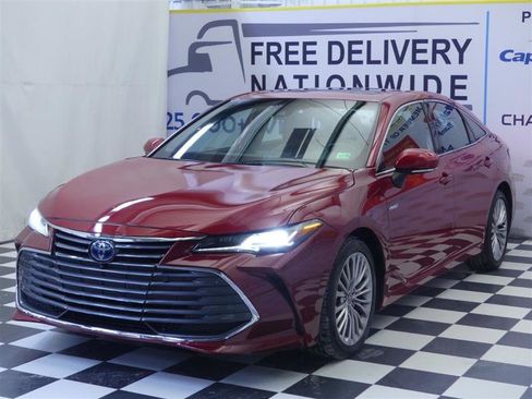 Used 2021 Toyota Avalon Limited w/ Advanced Safety Package image 4